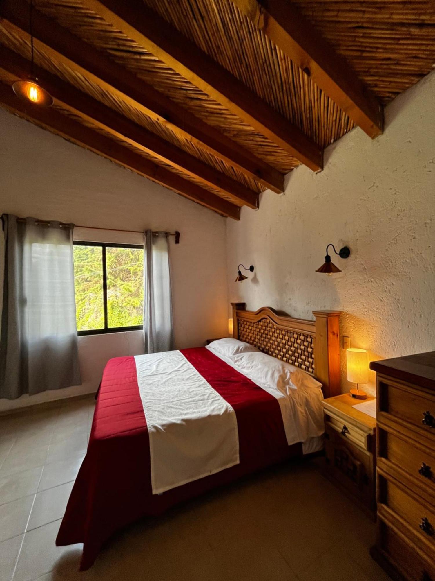 Hotel Finca Del Valle Valle de Bravo Bagian luar foto